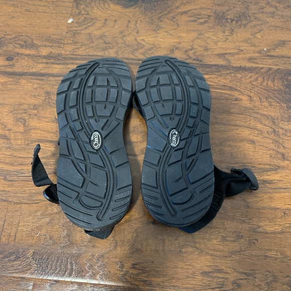 Chaco Women Sandals - Picture 4 of 4